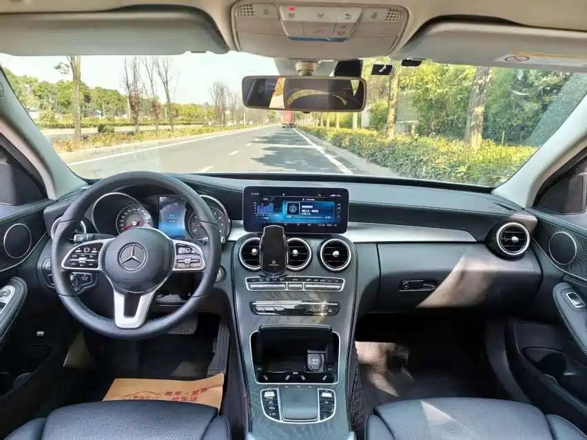 Mercedes-Benz C-Class 2019 C 180 L Fashion Sport Edition фото 9