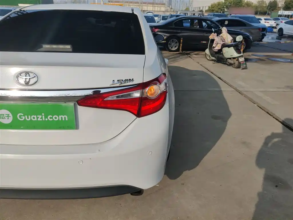 Toyota Levin 2014 1.8GS CVT Elite Edition фото 24
