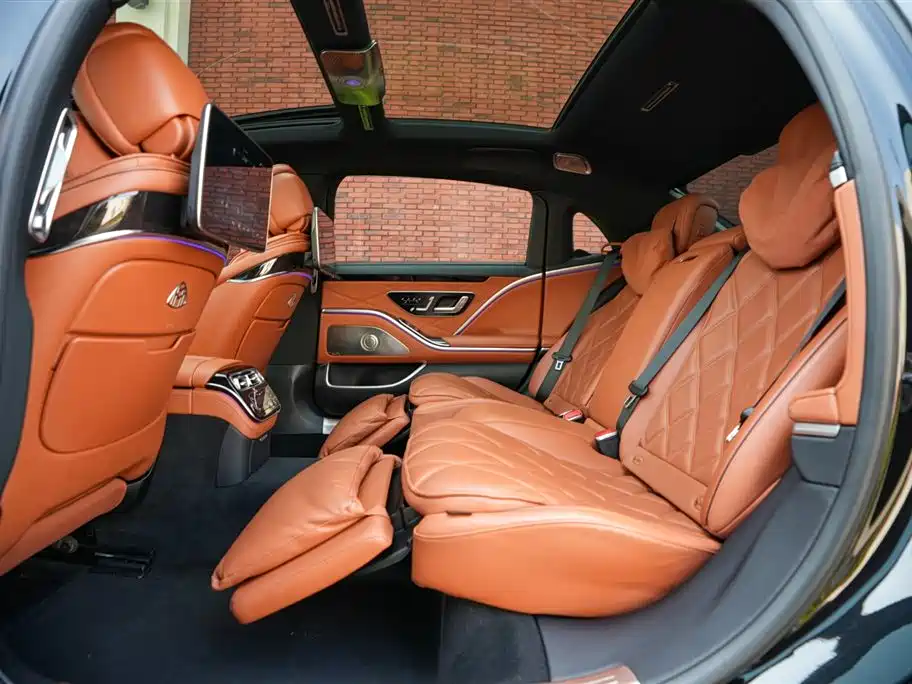 Mercedes-Benz Maybach S-Class 2022 S 480 4MATIC Intelligent Premium Special Edition фото 12