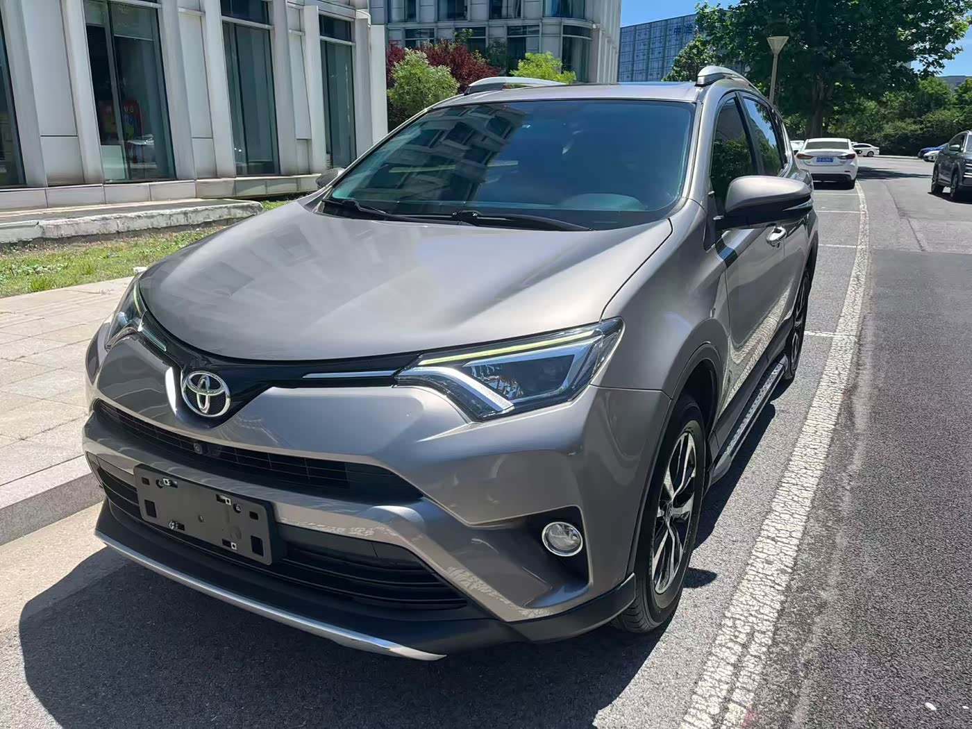 Toyota RAV4 Rongfang