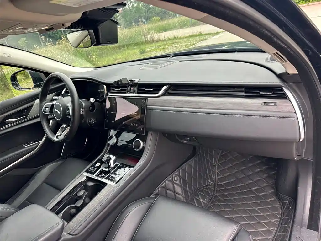 Jaguar XFL 2022 XFL 2.0T P200 2WD Elite Luxury фото 16