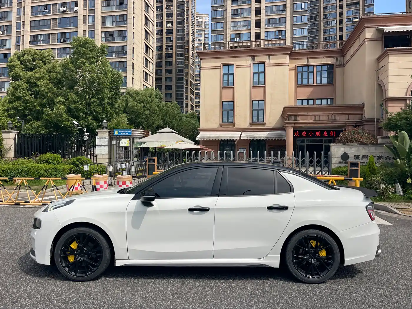 Lynk & Co 03 2021 1.5TD DCT Jin Champion Edition фото 21
