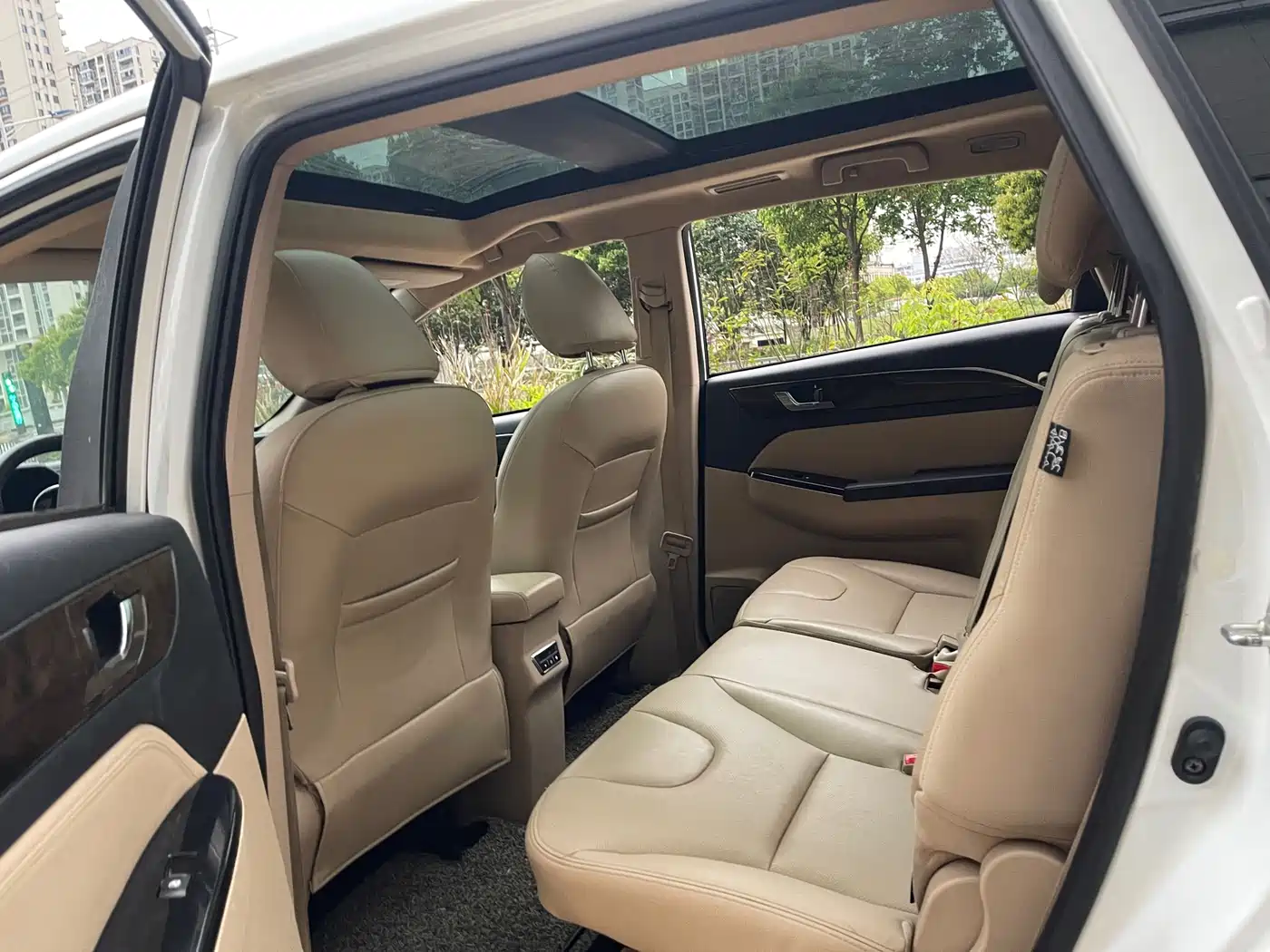Lifan Xuanlang 2017 2017 1.8L Manual Comfort Type