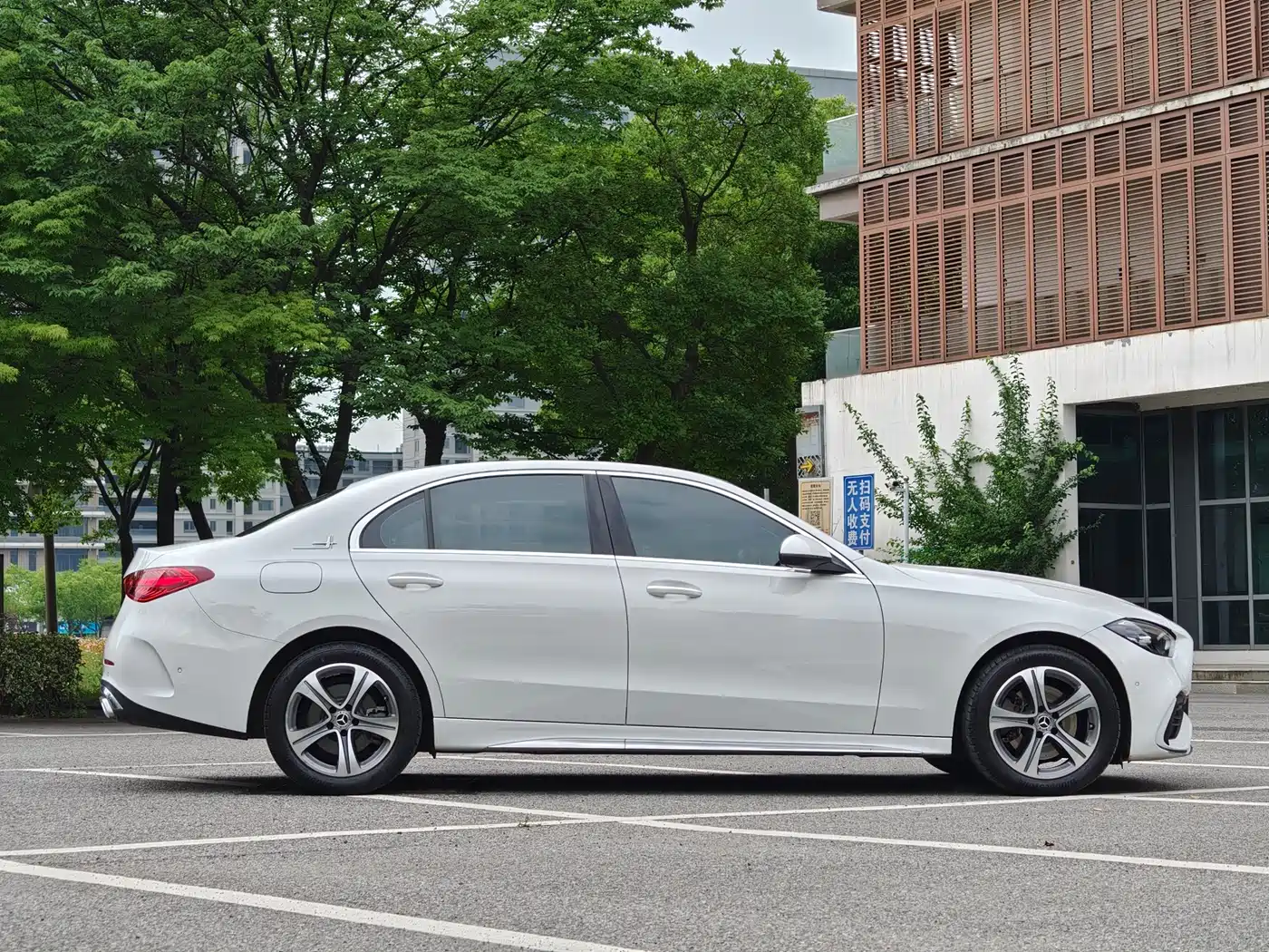 Mercedes-Benz C-Class 2022 Facelift C 200 L Sport фото 8