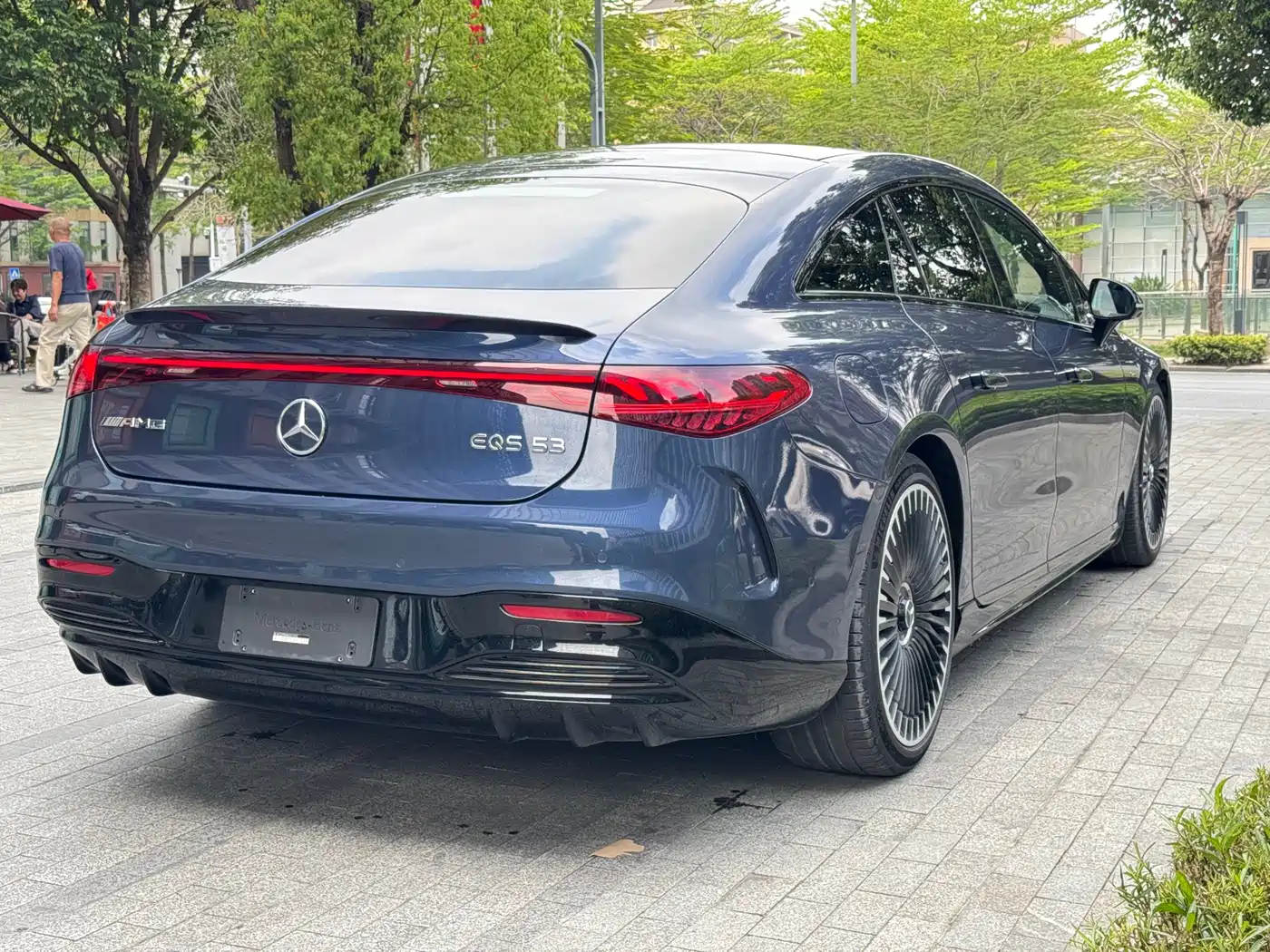 MERCEDES-BENZ EQS AMG