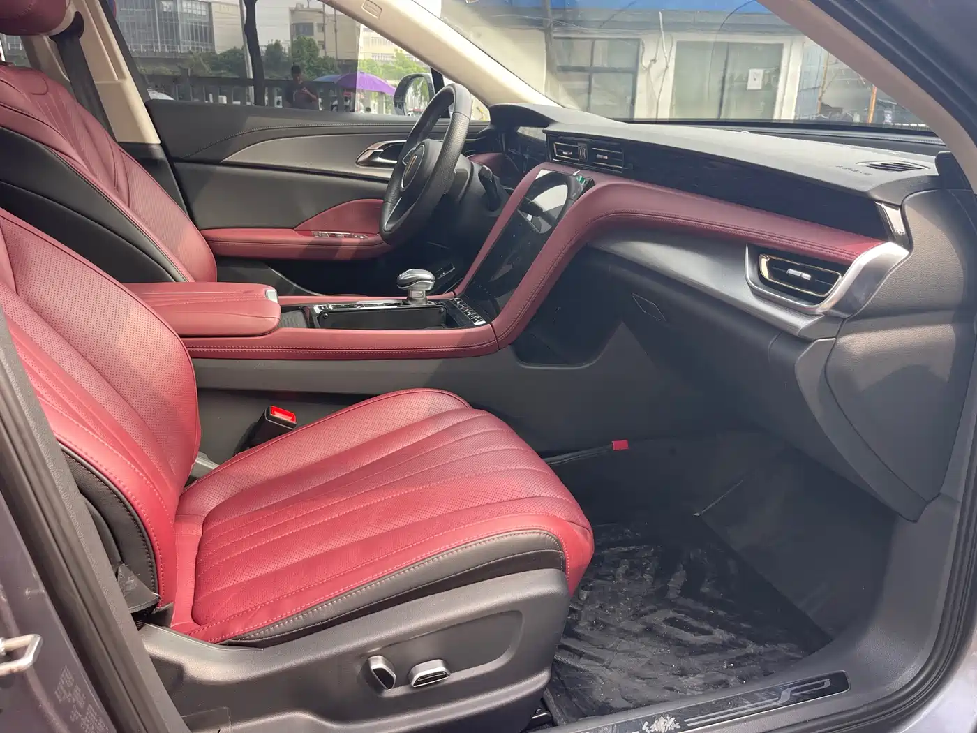 Hongqi H5 2024 2.0T Automatic Smart Connect Flag Smooth Edition фото 16