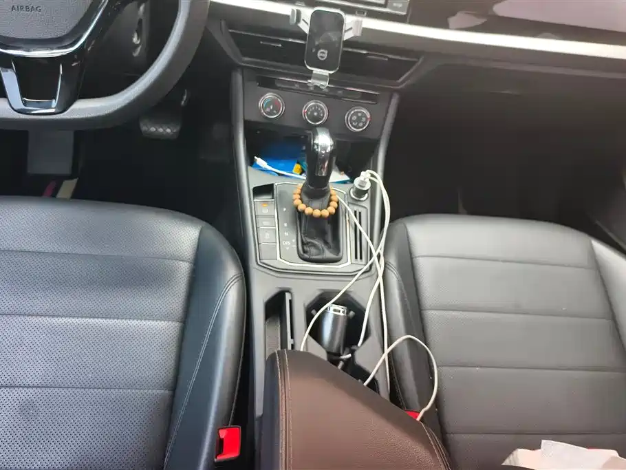 Volkswagen Lavida 2019 1.5L Automatic Comfort Edition China VI фото 16