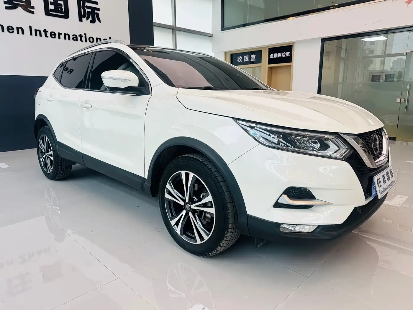 NISSAN QASHQAI