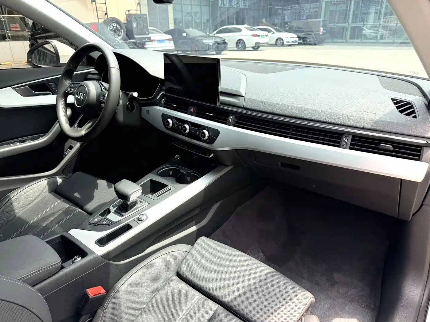 Audi A4L 2020 40 TFSI Fashion Dynamic Edition фото 5