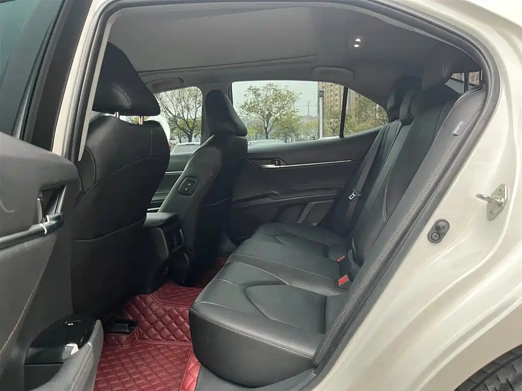 Toyota Camry 2019 Facelift 2.5G Luxury Edition фото 14