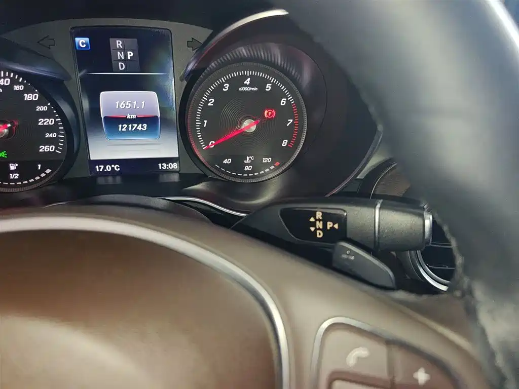 Mercedes-Benz GLC 2017 GLC 300 4MATIC Dynamic фото 10