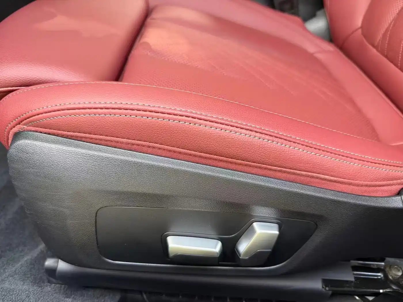 BMW 3 Series 2023 325Li M Sport Package фото 6