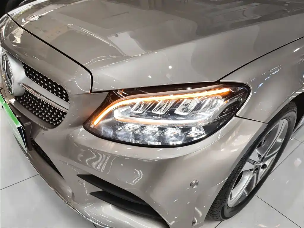Mercedes-Benz C-Class 2019 C 260 L Sport фото 18