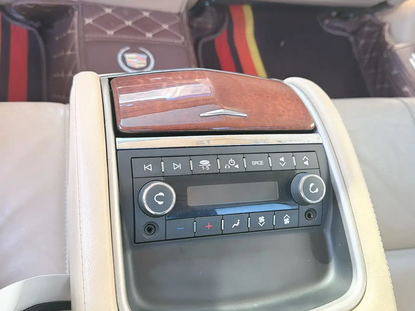 Cadillac SLS 2007 Model 2.8 Luxury фото 14