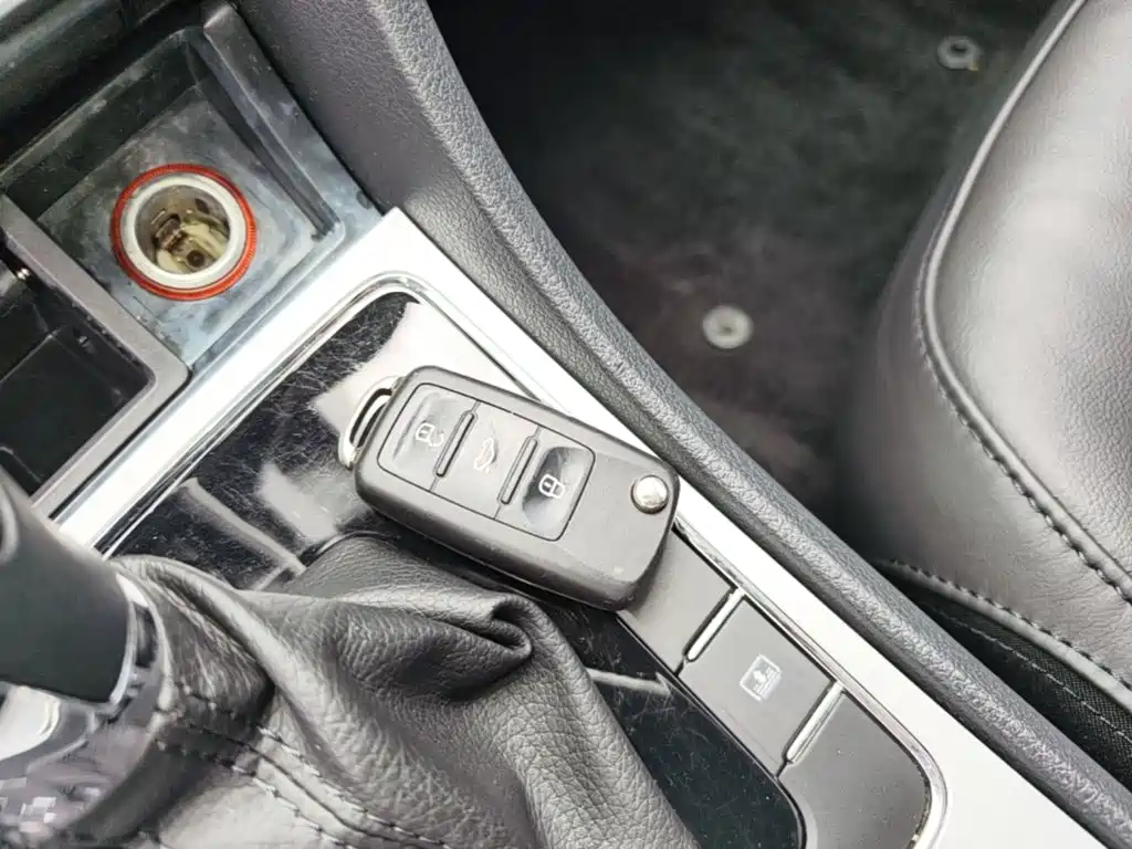 Photo 9 - Volkswagen Passat