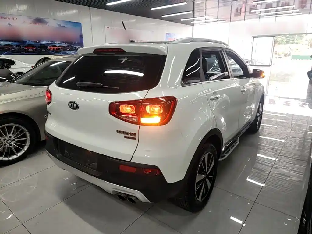 Kia KX3 Smart Run 2015 2015 1.6T Automatic 2WD DLX