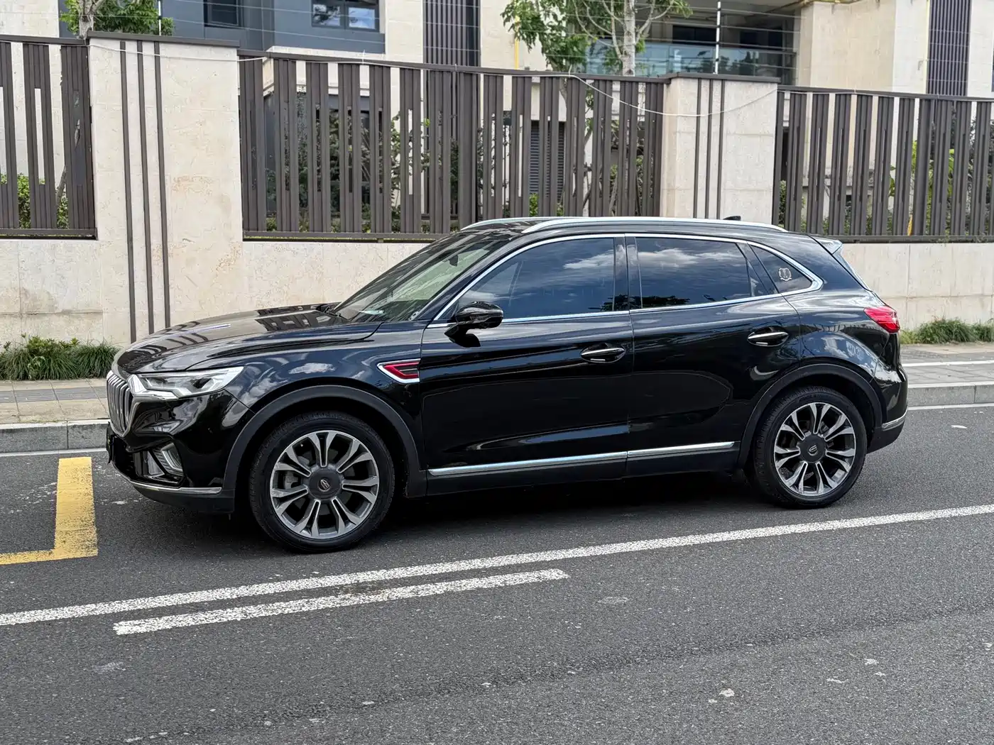 Hongqi HS5 2020 2019 2.0T Smart Connect Enjoy 4WD Edition