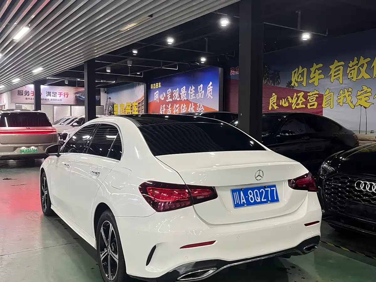 Mercedes-Benz A-Class 2024 A 200 L Fashion Edition фото 7