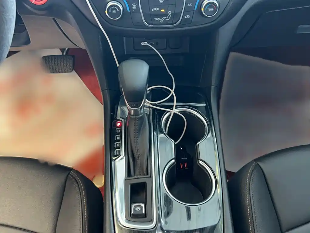 Chevrolet Equinox 2021 535T Chijie Edition фото 8