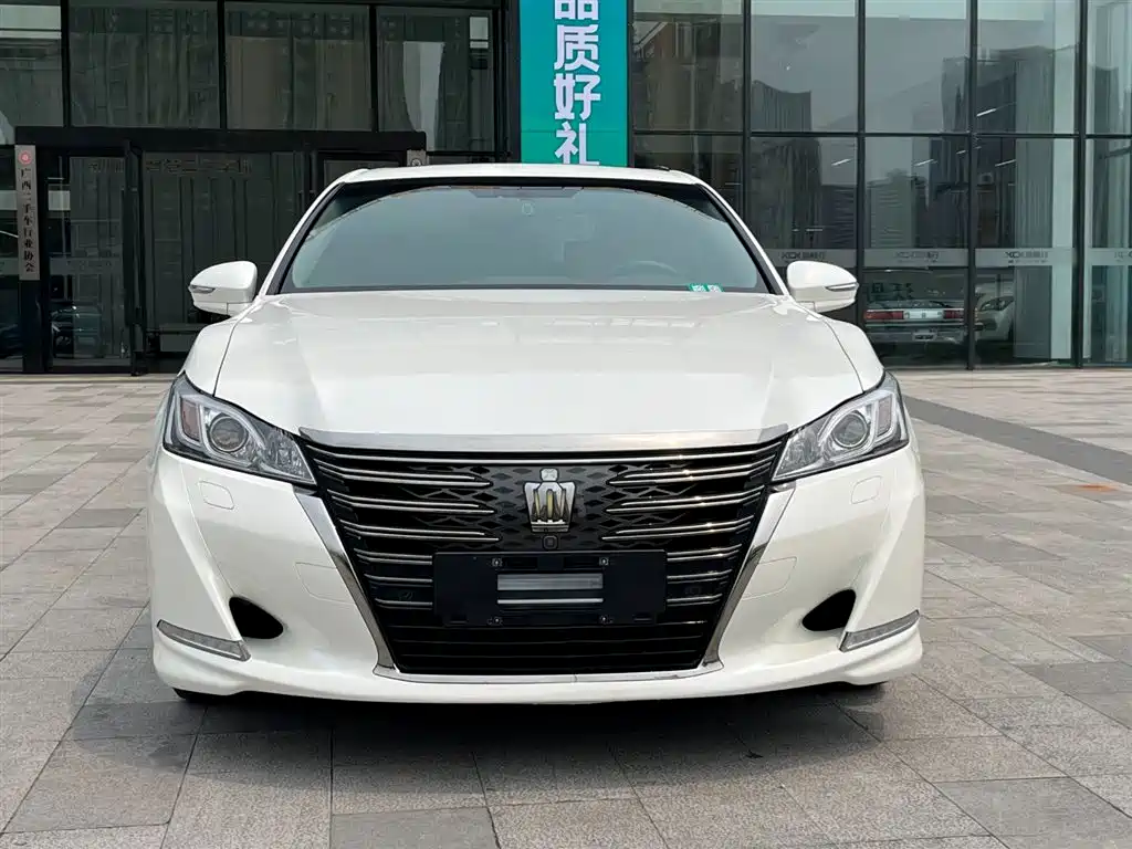 Toyota Crown 2018 2.0T Sport Edition фото 3