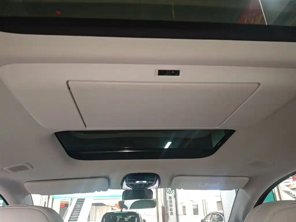 Voyah Auto Voyah Dreamer 2025 PHEV 4WD Kunpeng Premium Edition фото 18