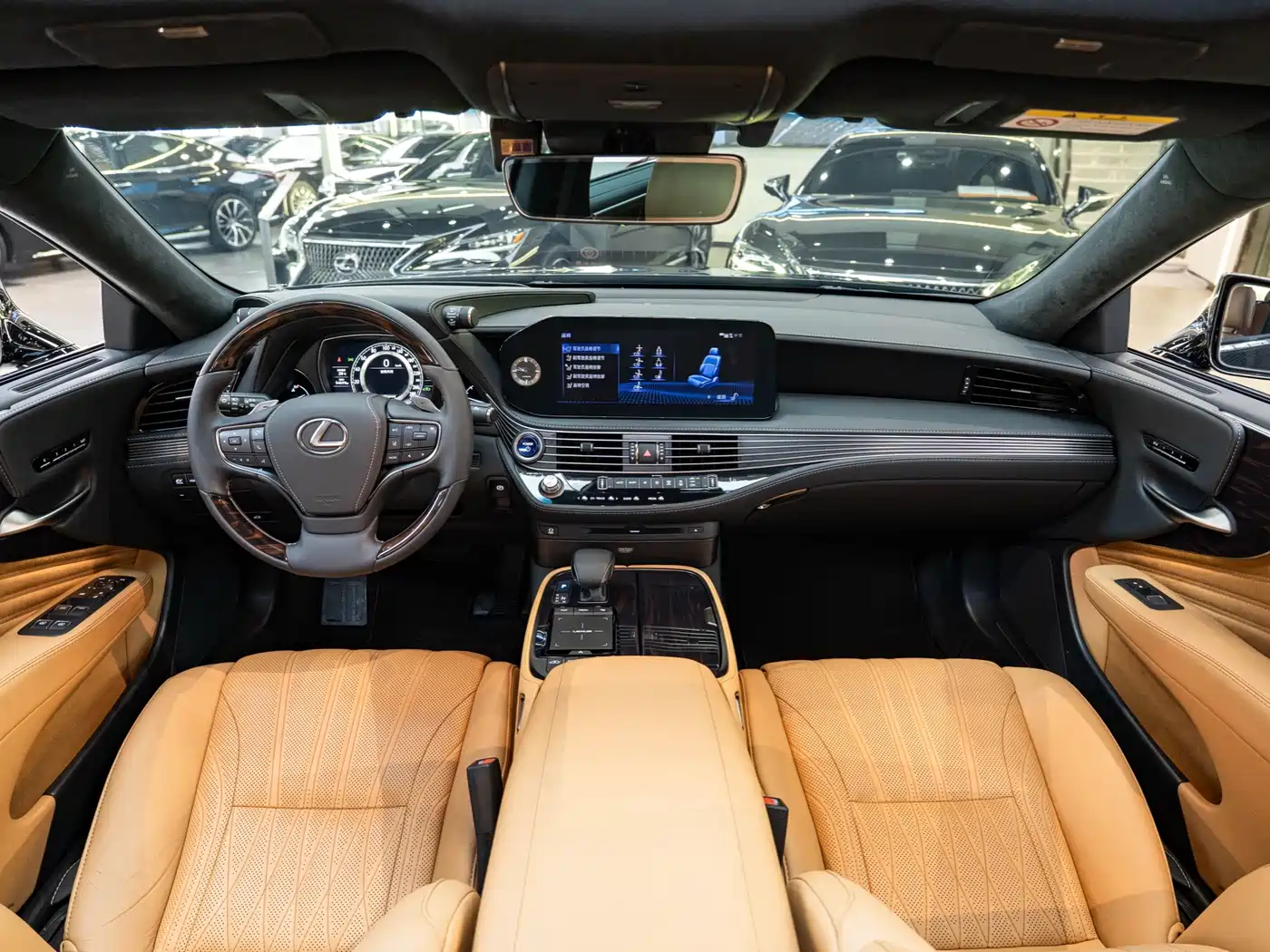 LEXUS LS