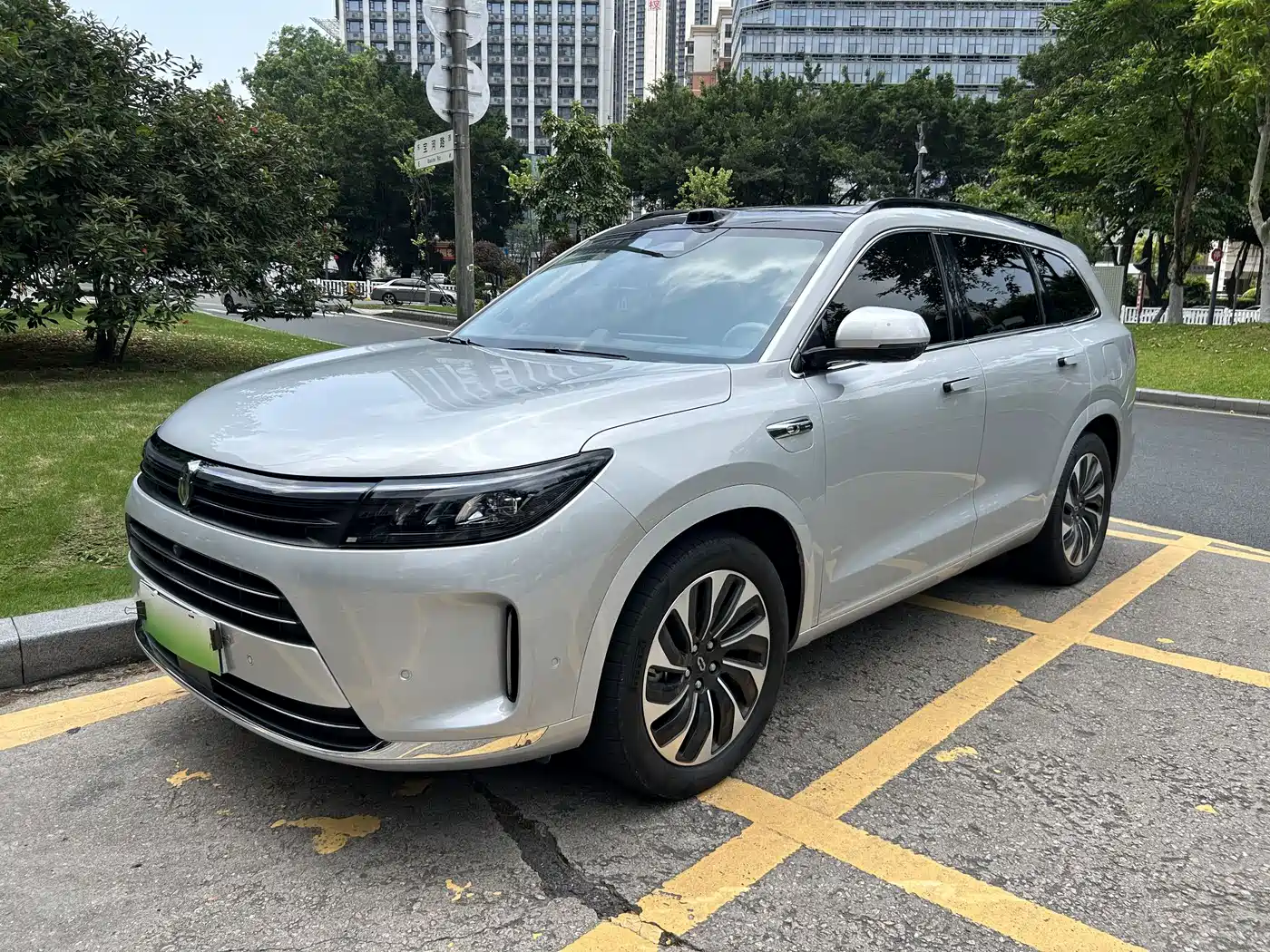 AITO Wenjie AITO M7 2024 Model 1.5T Smart Drive RWD Max 5-Seater