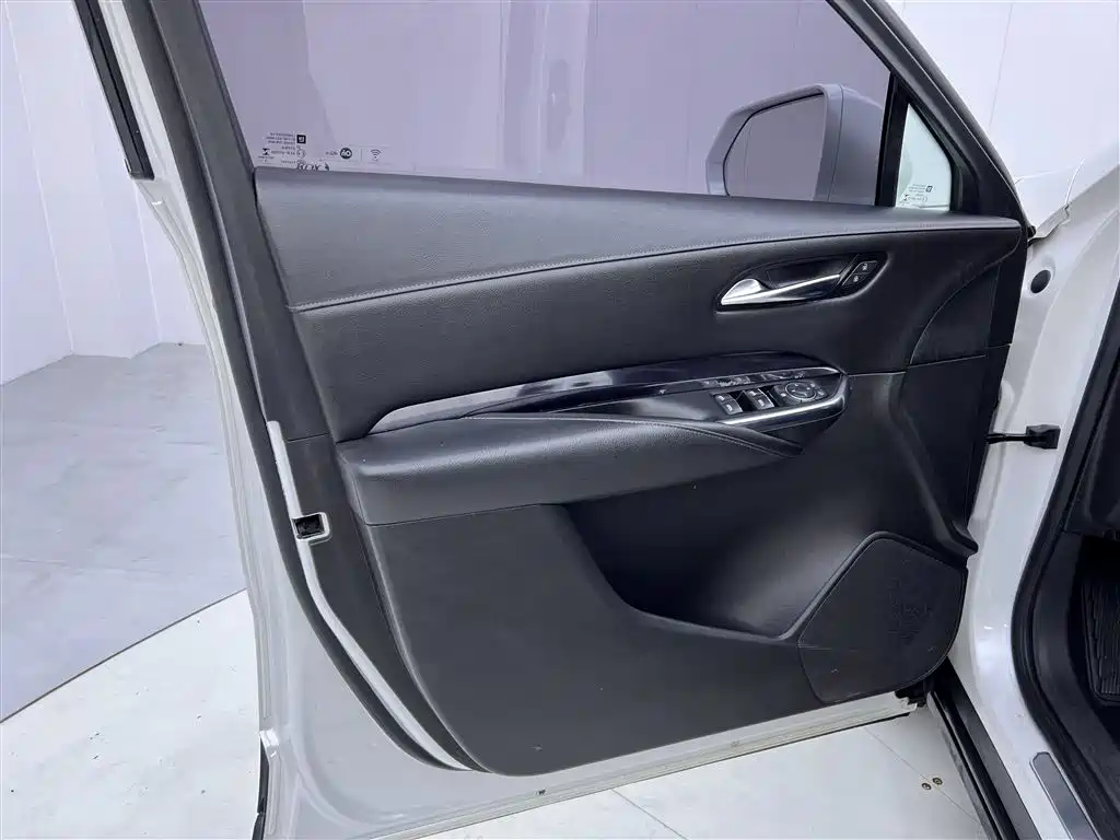 Cadillac XT4 2018 Model 28T 2WD Technology фото 17