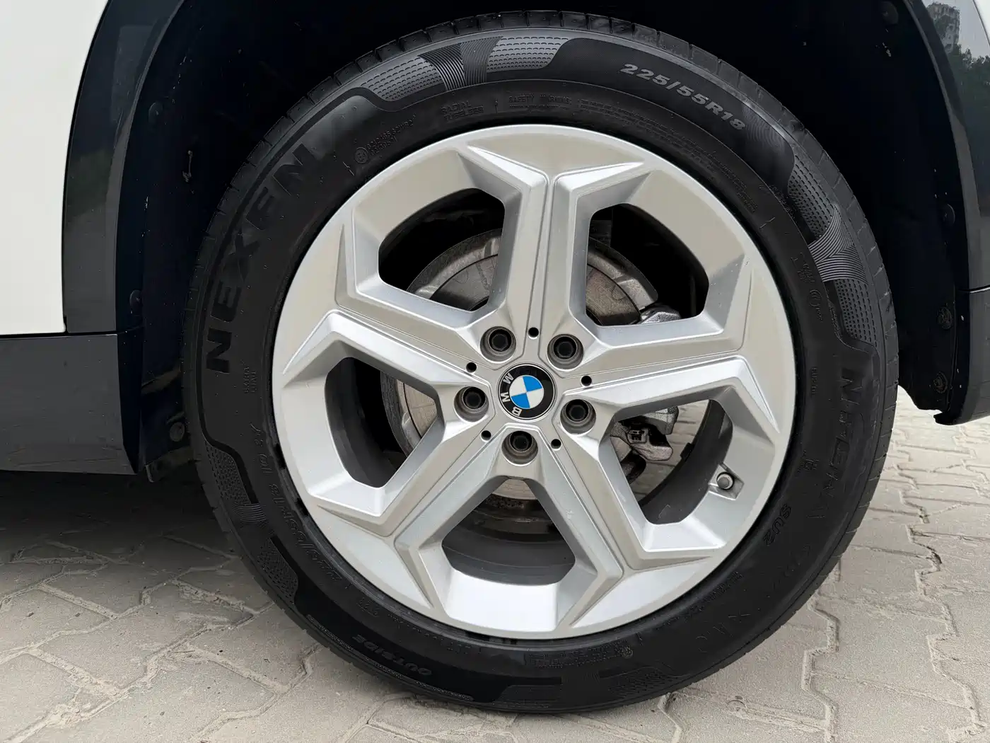 BMW X1 2023 sDrive20Li X Design Package фото 12