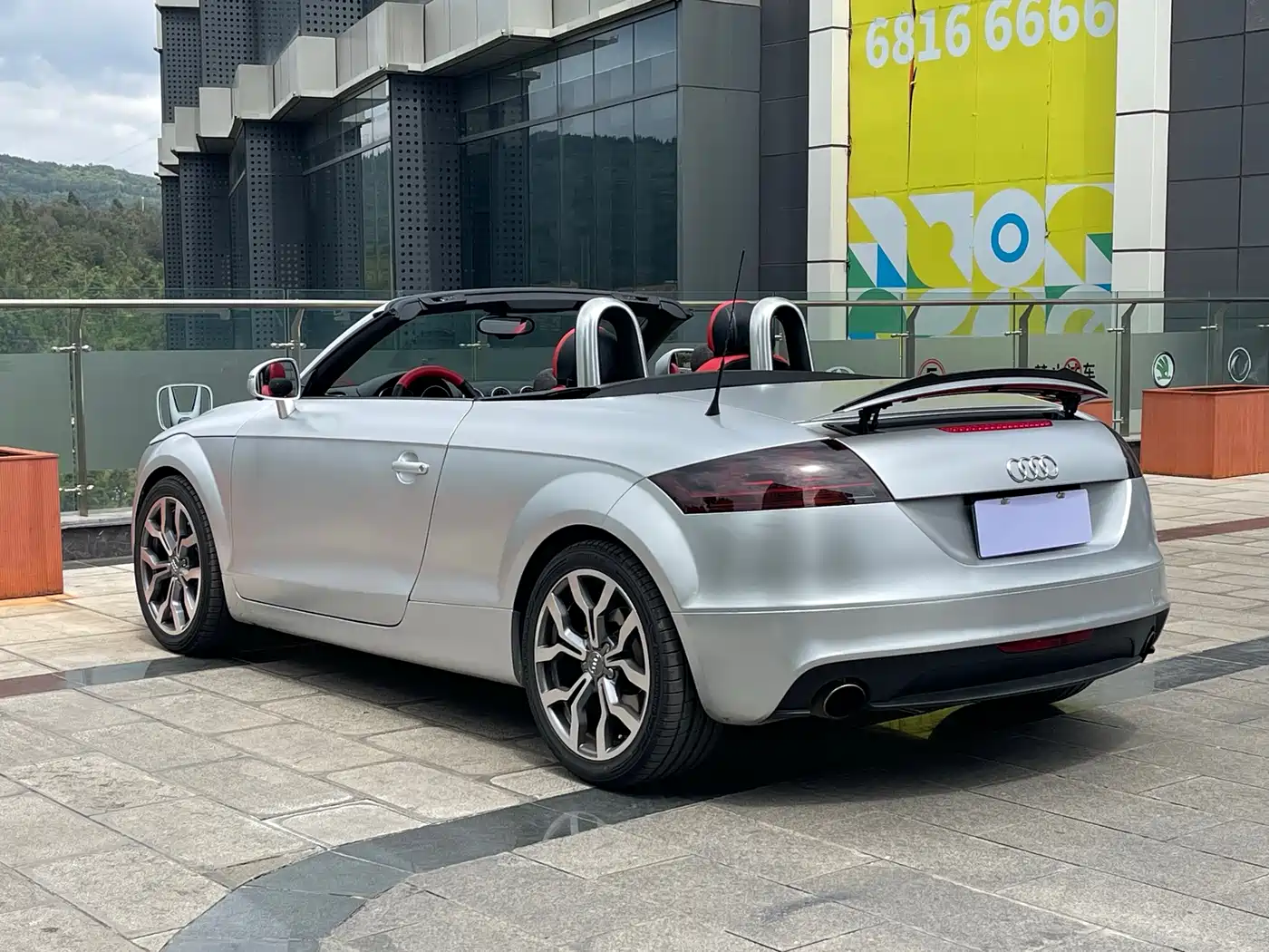 Audi TT 2011 TT Roadster 2.0TFSI фото 4