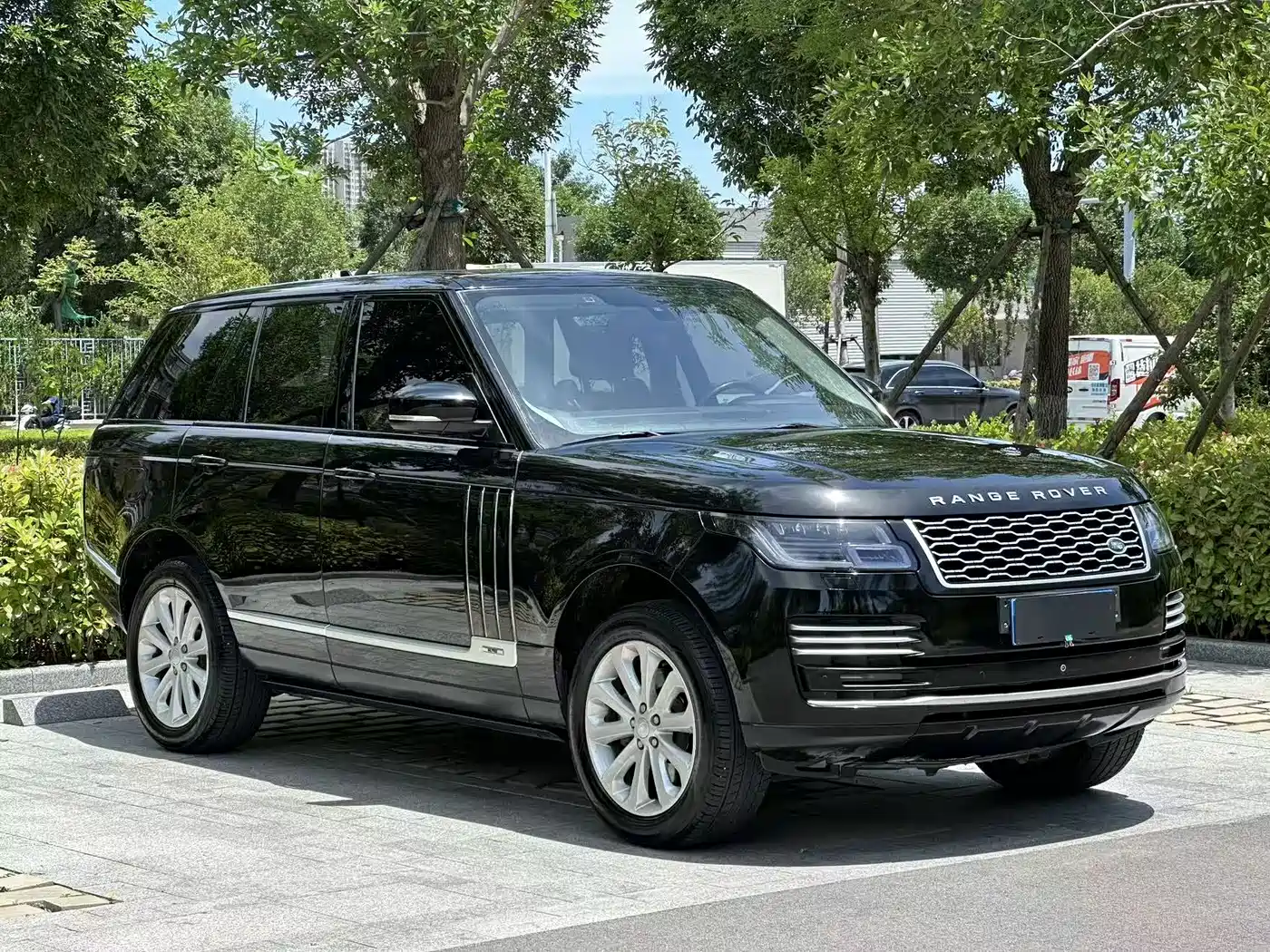 Land Rover Range Rover 2016 3.0 SC V6 Vogue фото 3