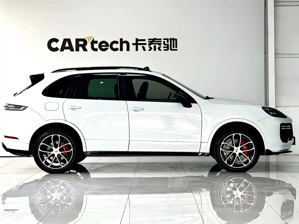 Porsche Cayenne 2011 Cayenne 3.0T фото 4