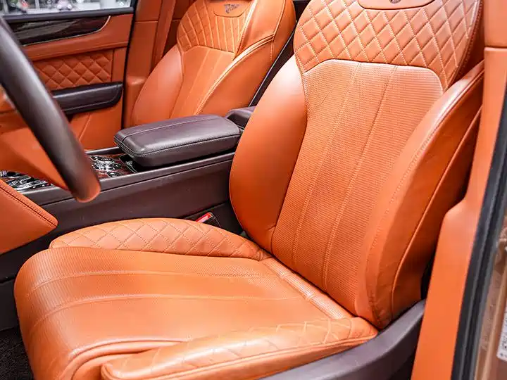 Bentley Bentayga 2016 6.0T Standard Edition фото 11