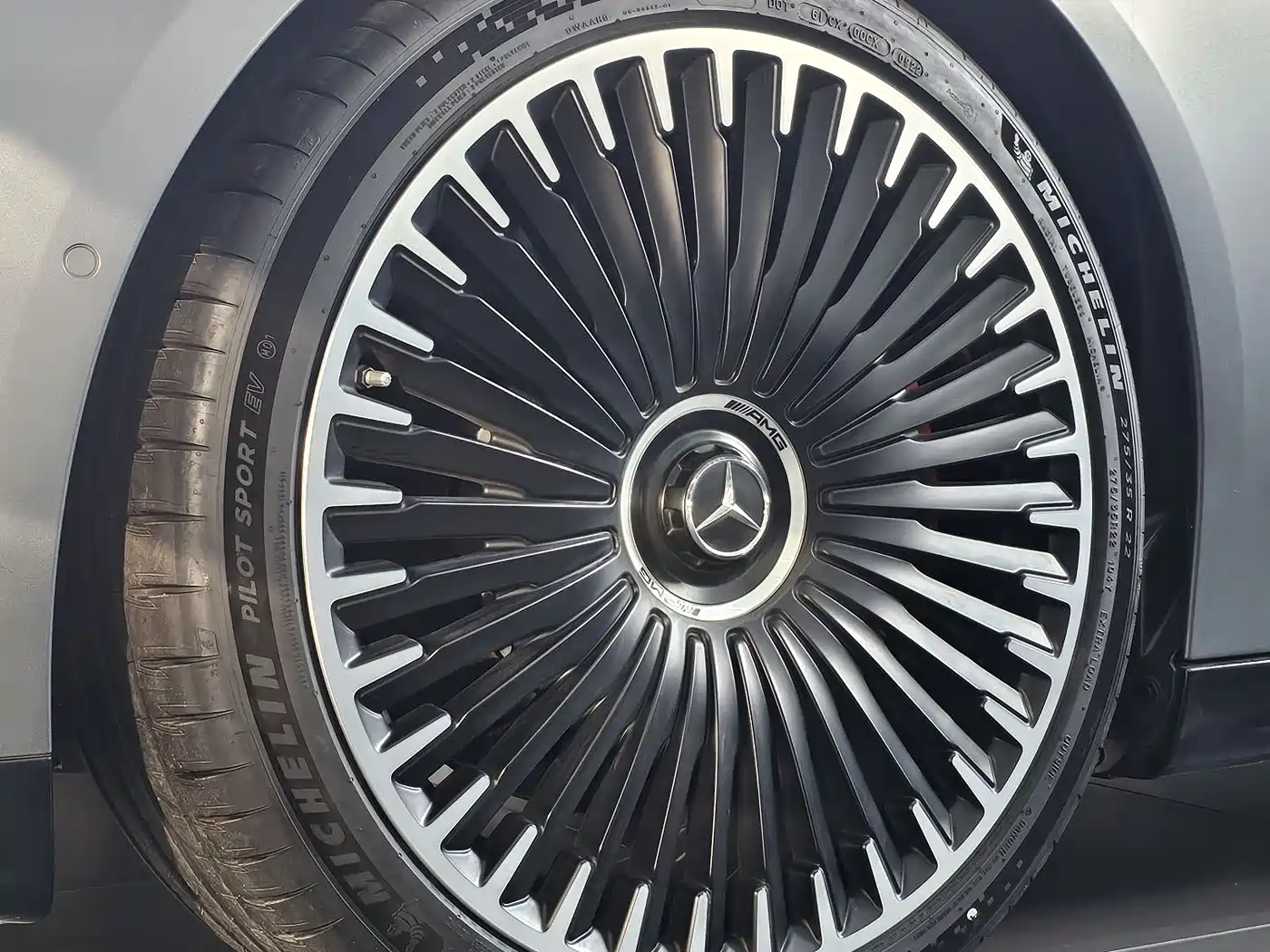 Mercedes-Benz EQS AMG 2022 AMG EQS 53 4MATIC+ фото 9