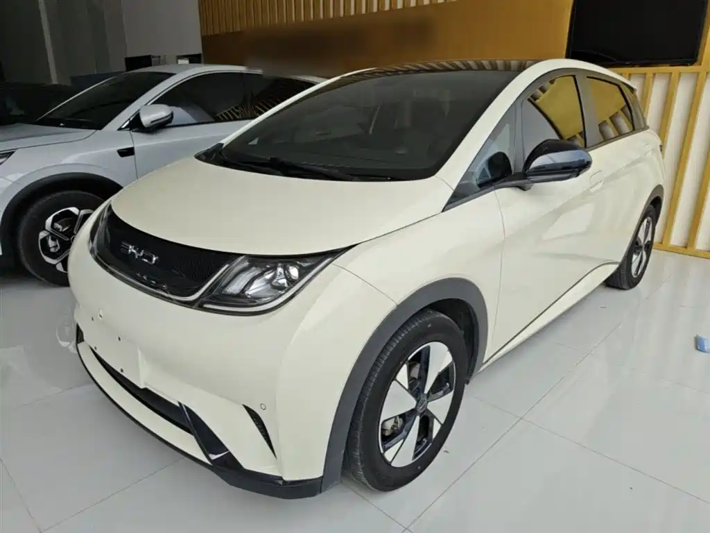 BYD Dolphin 2023 420km Fashion Edition