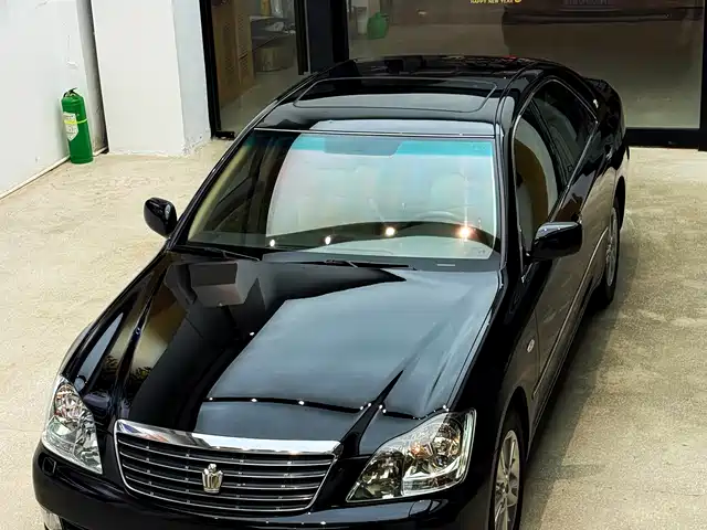  Toyota Crown 2005 Model 3.0L Royal Saloon