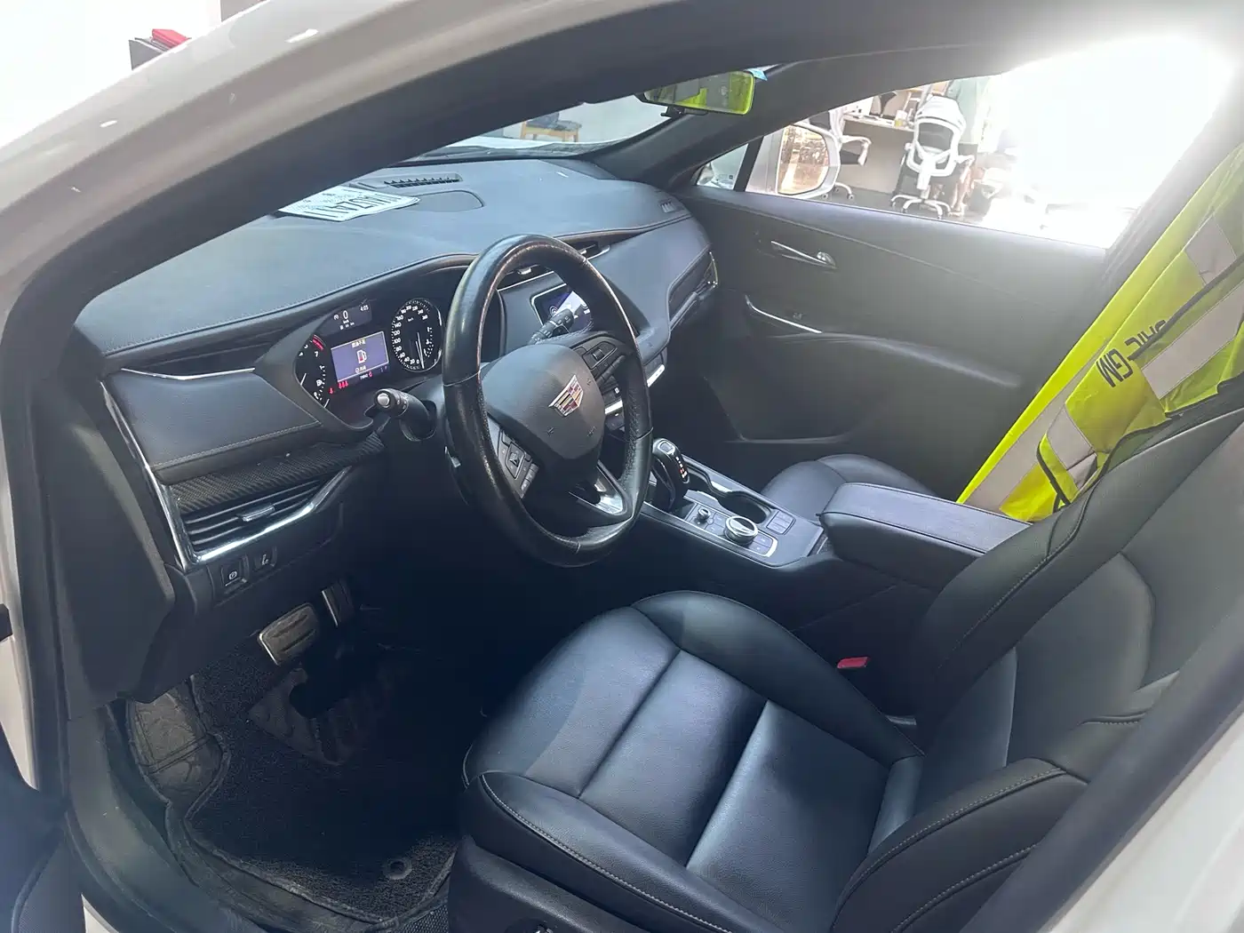 Cadillac XT4 2018 28T 2WD Luxury Sport Type фото 4
