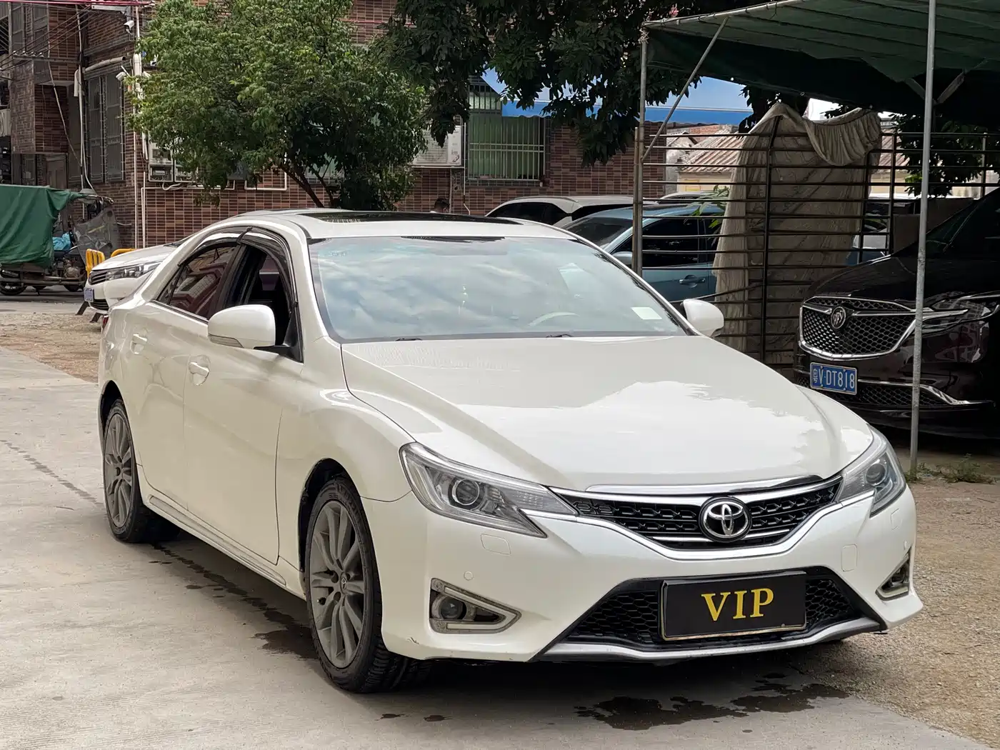 Toyota Reiz 2013 2.5V Premium Edition фото 2