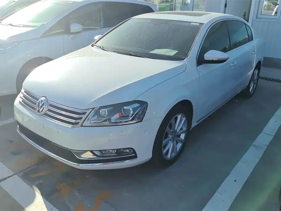 Volkswagen Magotan 2017 330TSI DSG Leading