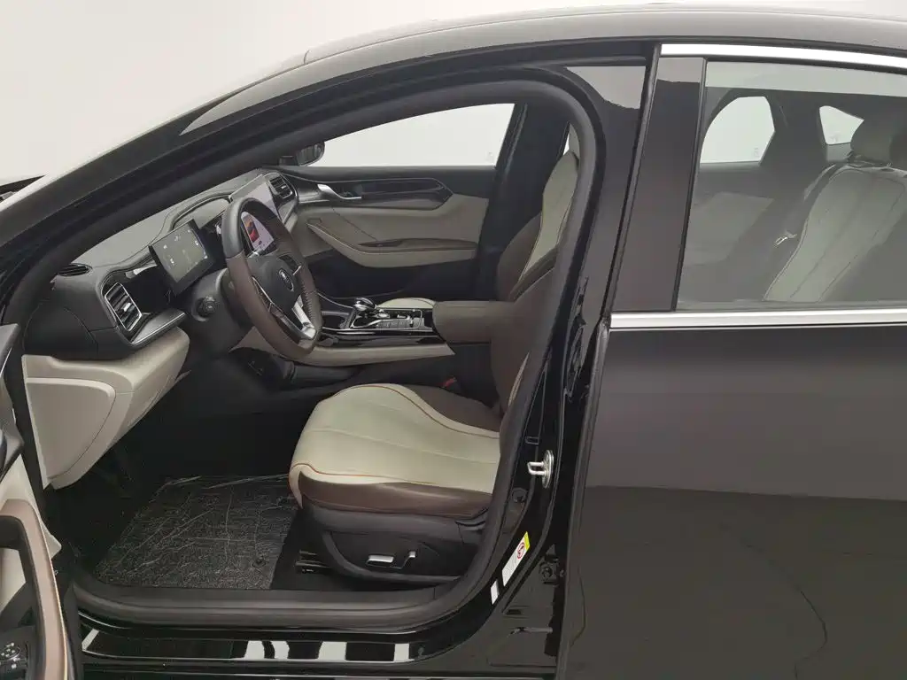 BYD Qin PLUS, миниатюра 10