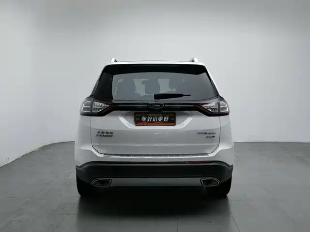Ford Edge 2016 EcoBoost 245 4WD Premium 7-Seater — фото 4