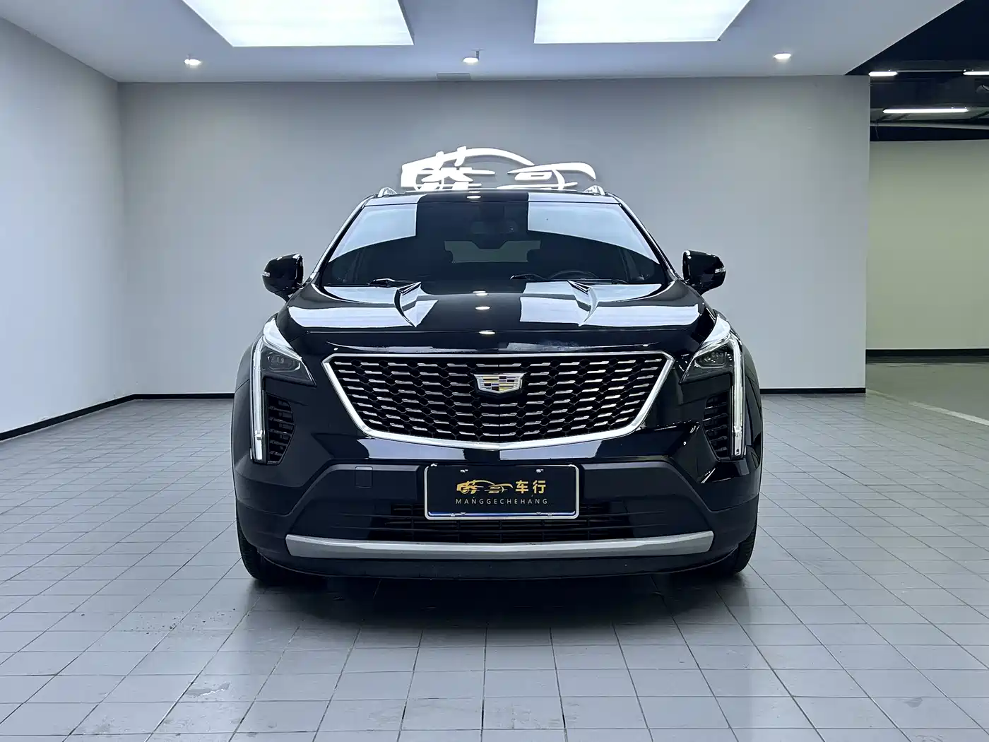 Cadillac XT4 2018 28T FWD Leading Edition фото 2