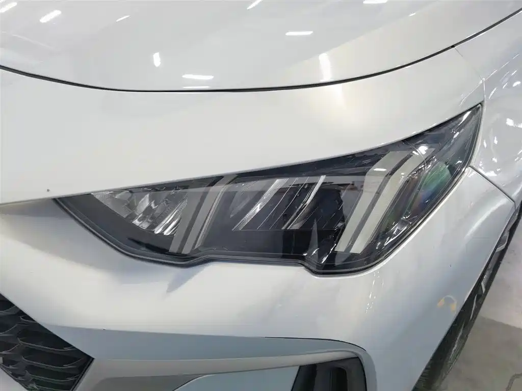 GAC Trumpchi Trumpchi Emkoo 2023 Shadow Leopard H High-Efficiency Hybrid фото 7