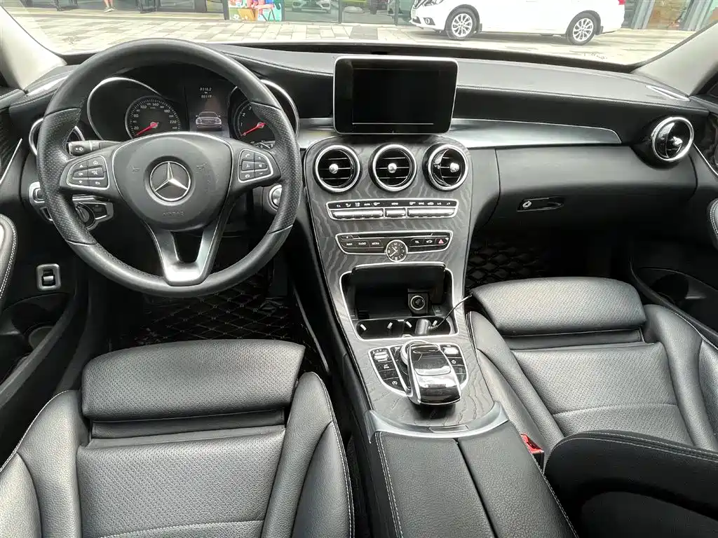 Mercedes-Benz C-Class 2017 Facelift C 200 L Sport Edition фото 14