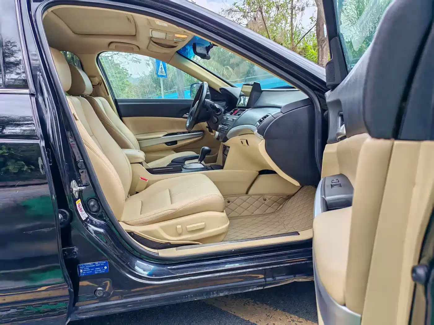 Фото 9 - Honda Crosstour