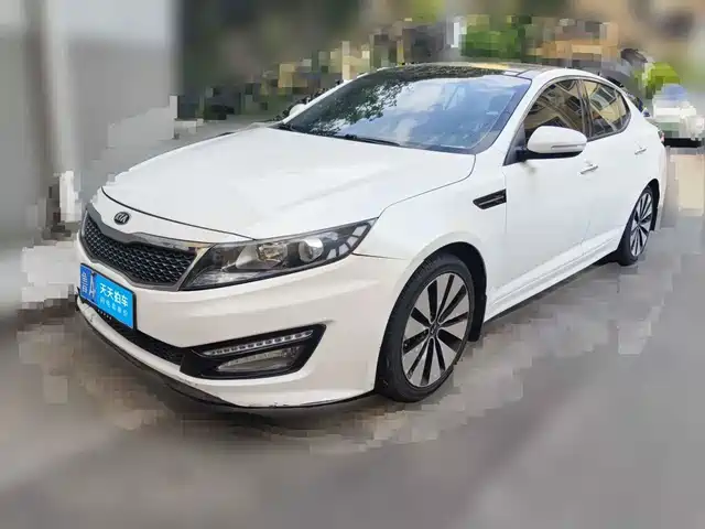  Kia Kia K5 2012 2.0L Automatic DLX