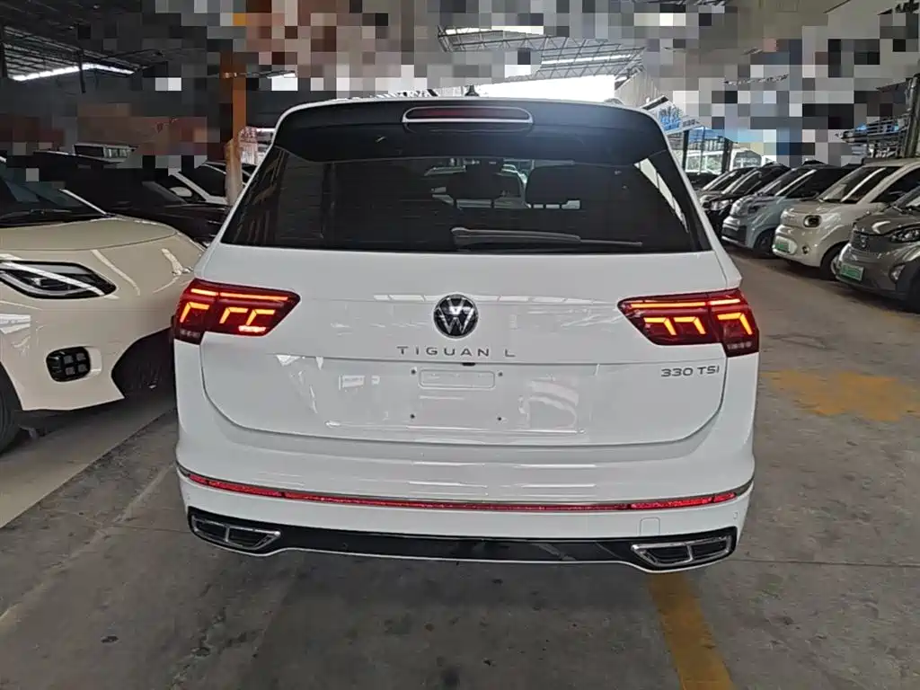 Volkswagen Tiguan L 2024 330TSI Automatic 2WD R-Line Premium Enjoyment Edition фото 4