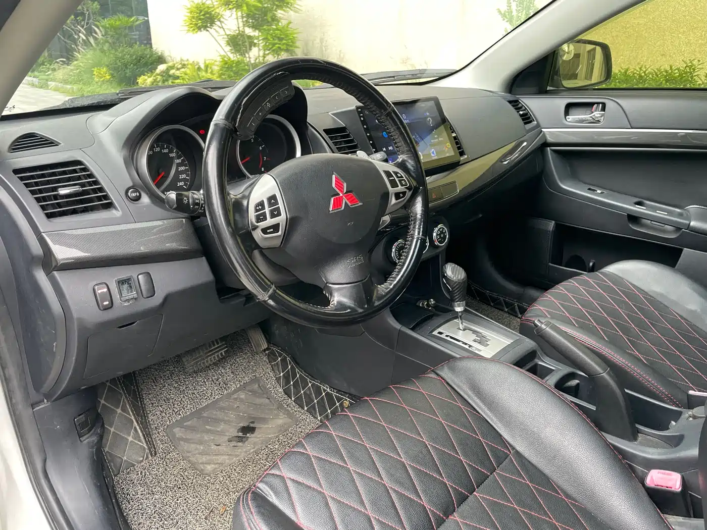 Mitsubishi Lancer EX 2012 Fashion 1.8L CVT Comfort фото 17