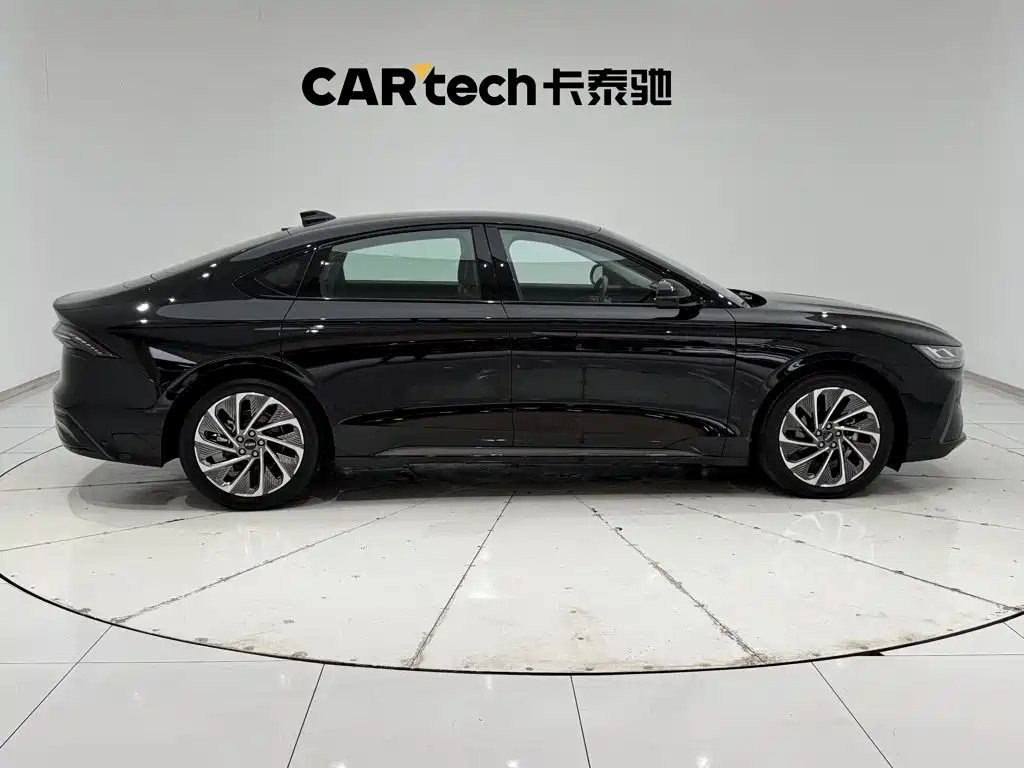 2025 Lincoln Z