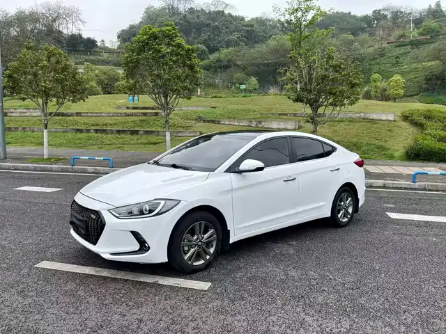 HYUNDAI LEAD